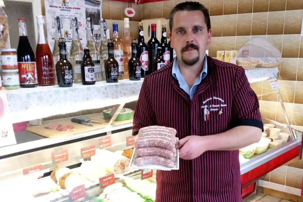 Franck Héron, boucher à Oisseau et Champion de France de la saucisse grillée